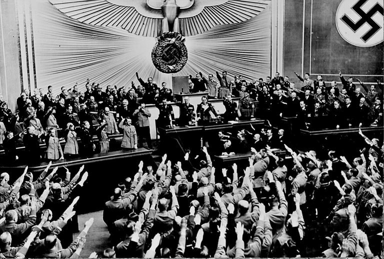 hitler_accepts_the_ovation_of_the_reichstag_after_announcing_an_anschluss_with_austria_berlin_march_1938-96fb5c2968474939886f2c04c2ed8bd4-4427705