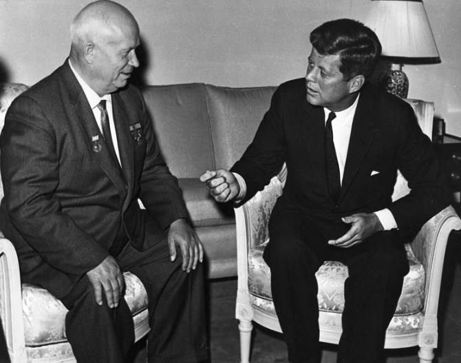 JFK и Студената война