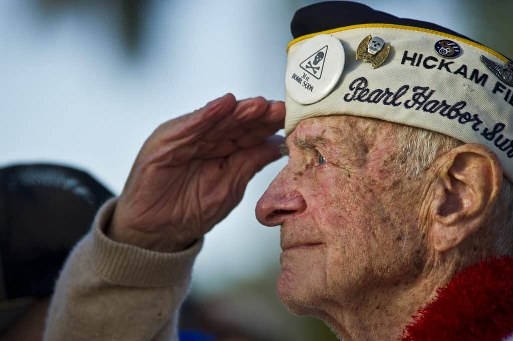Saudação a todos os veteranos dos EUA que serviram, lutaram e defenderam a liberdade da América e de outros lugares. Vocês são nossos heróis. Fonte: Flickr.