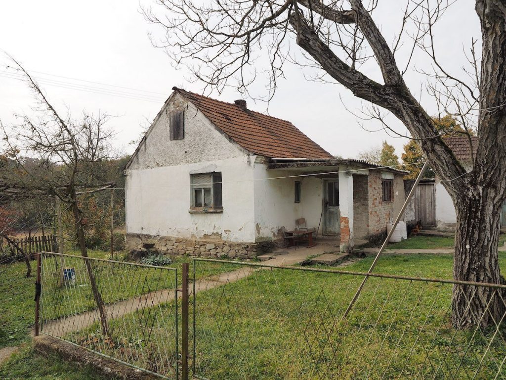 Родното място на Лепа Радич в Гашница. Първоначалният дом е разрушен след войната.