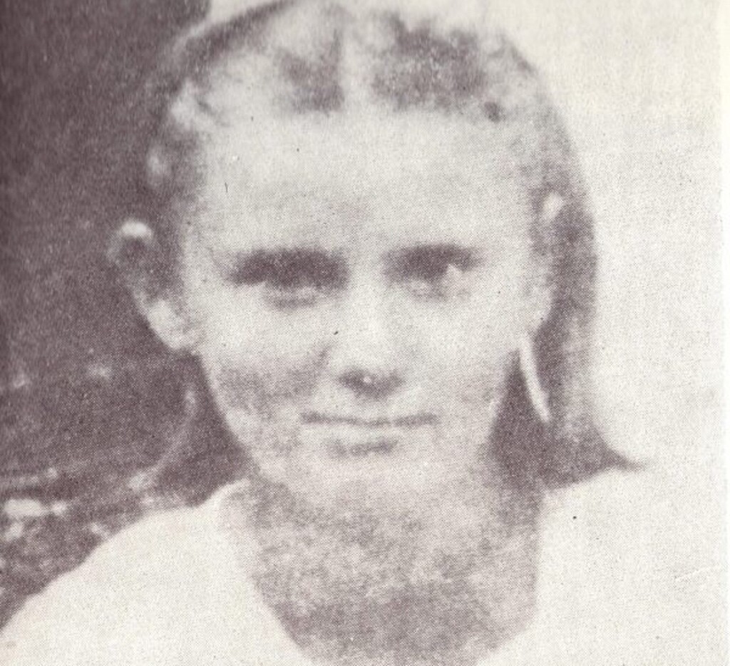 Младата тийнейджърка Лепа Радич се присъединява към югославската съпротива, за да се бори срещу германските нацисти.